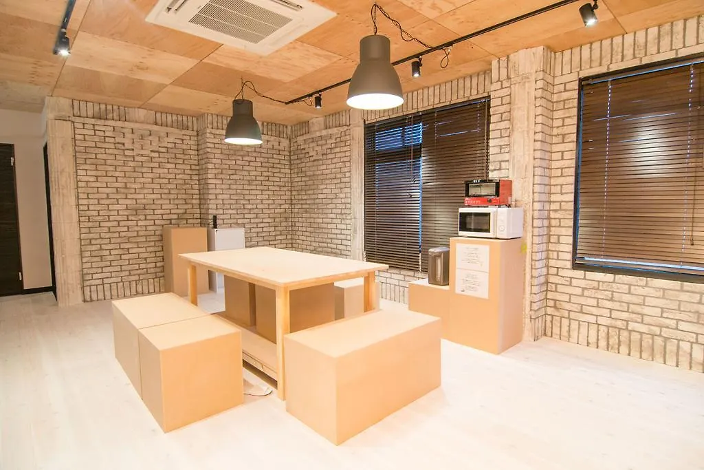 Tonagi Hostel & Cafe Fukuoka  Japan