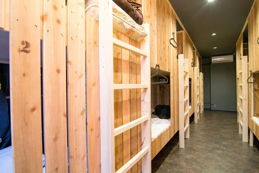 Tonagi Hostel & Cafe Fukuoka