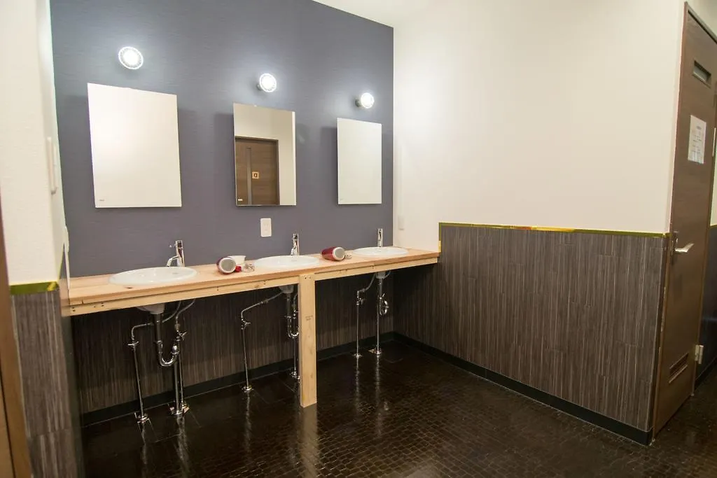 Tonagi Hostel & Cafe Fukuoka