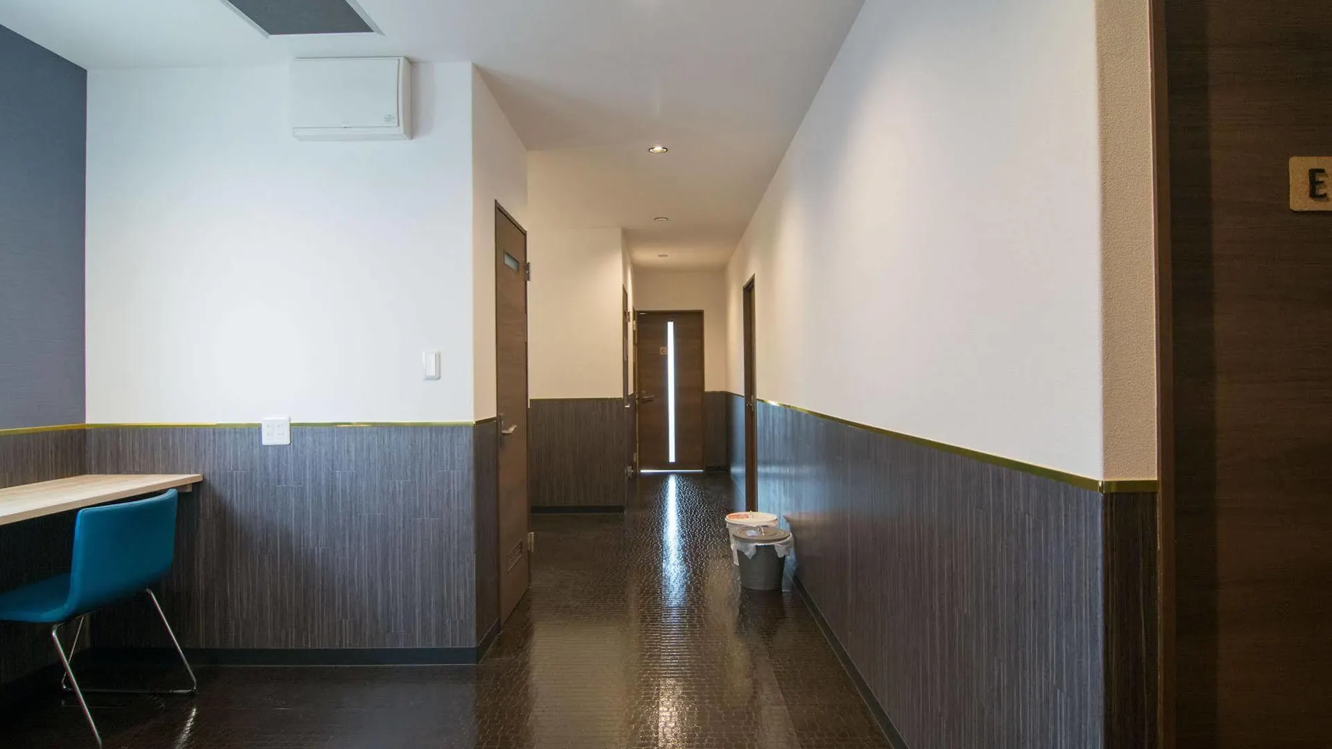 Tonagi Hostel & Cafe Fukuoka